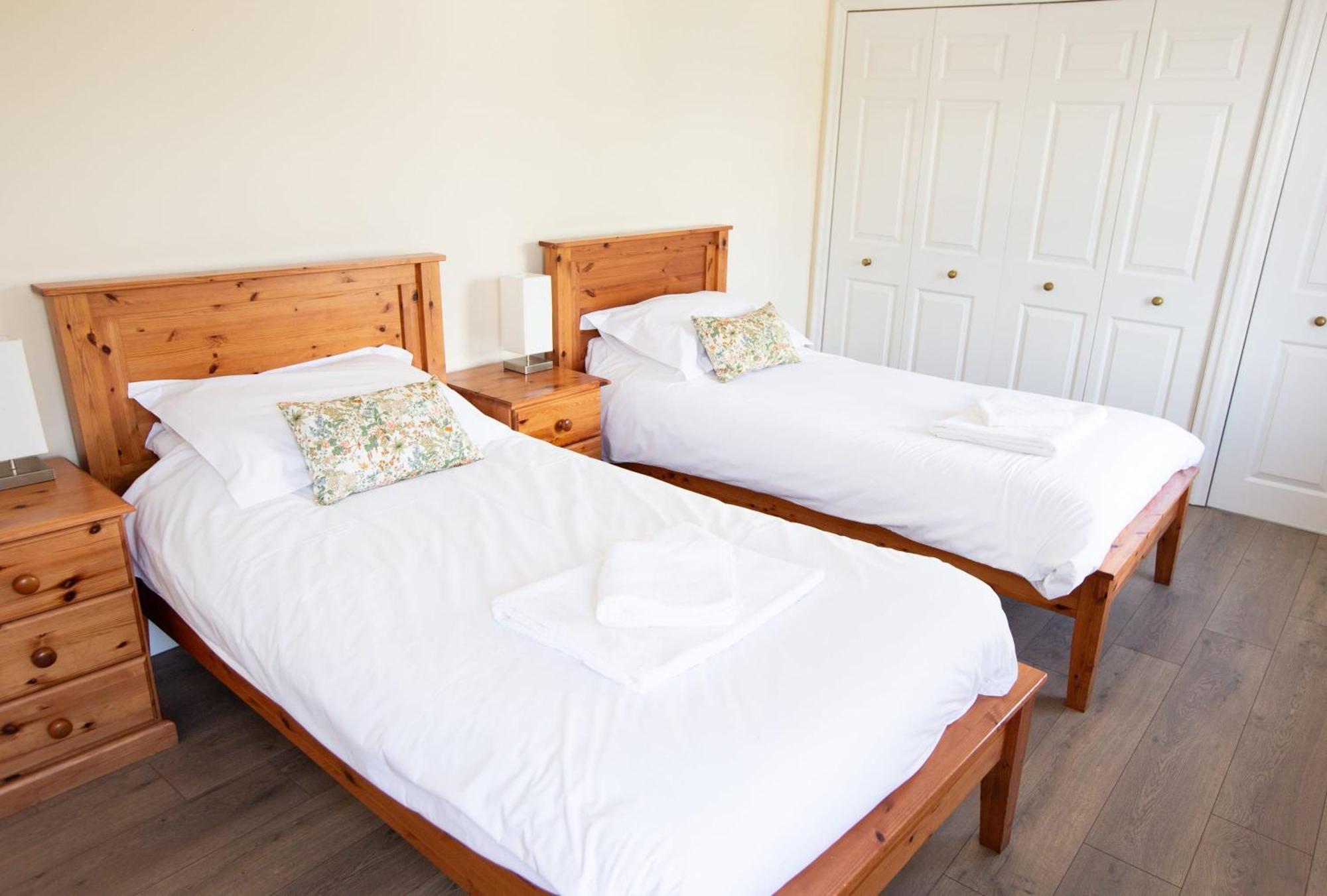 Stunning 6 Bedroom Cottage Near Cornish Coast بود المظهر الخارجي الصورة