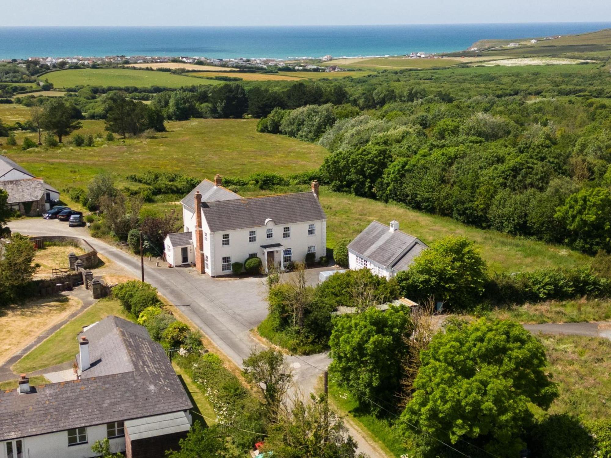 Stunning 6 Bedroom Cottage Near Cornish Coast بود المظهر الخارجي الصورة
